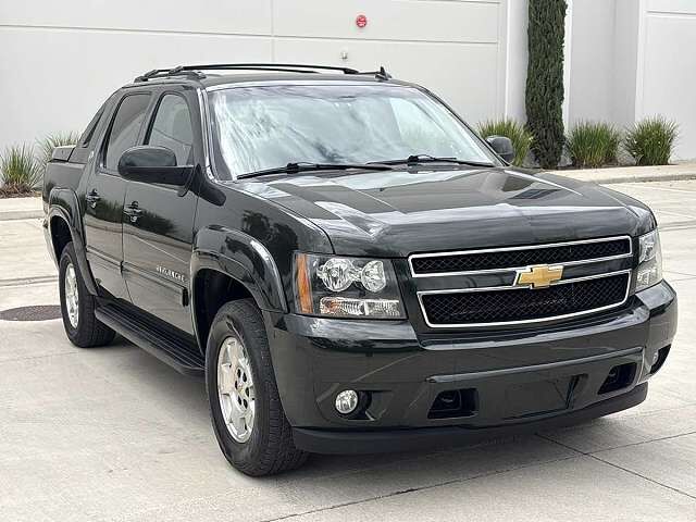 2013 CHEVROLET Avalanche