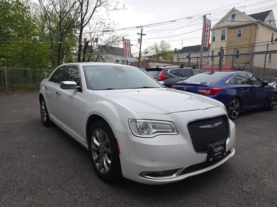 2018 CHRYSLER 300