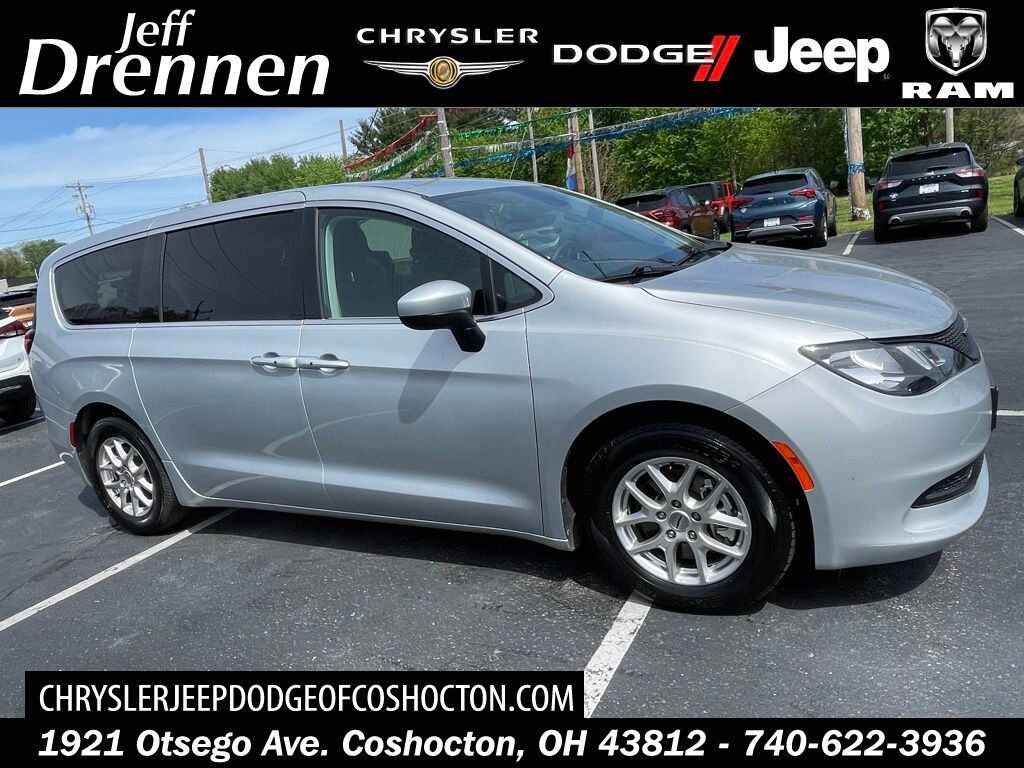 2023 CHRYSLER Voyager