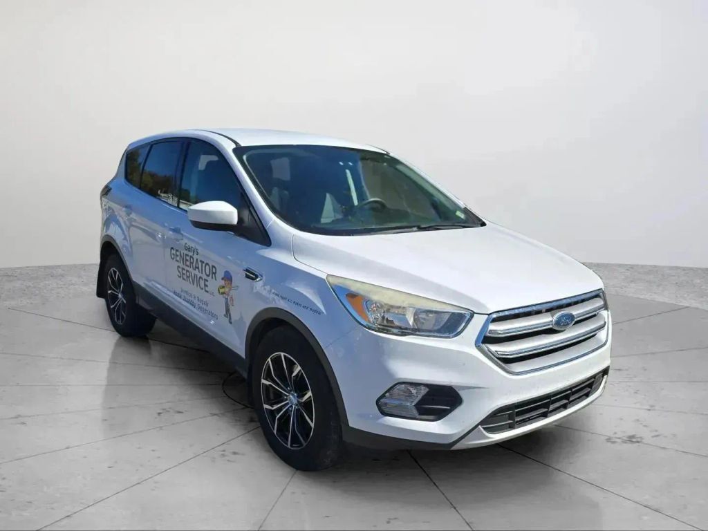 2017 FORD Escape