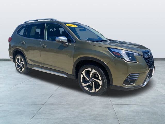 2024 SUBARU Forester