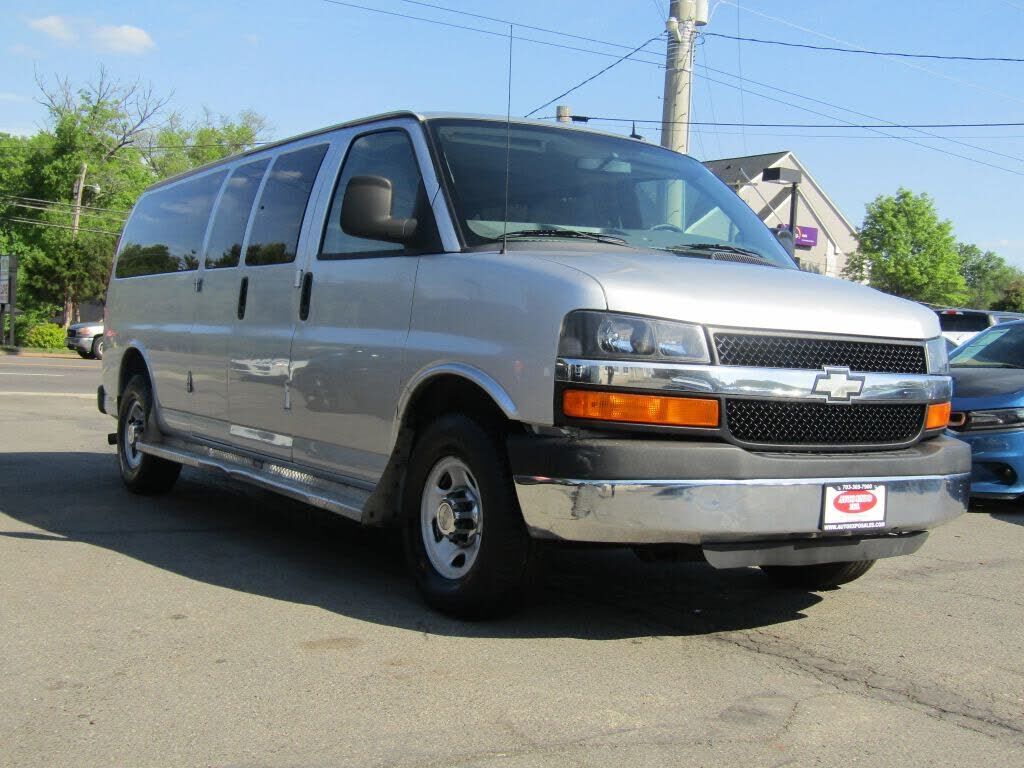 2012 CHEVROLET Express