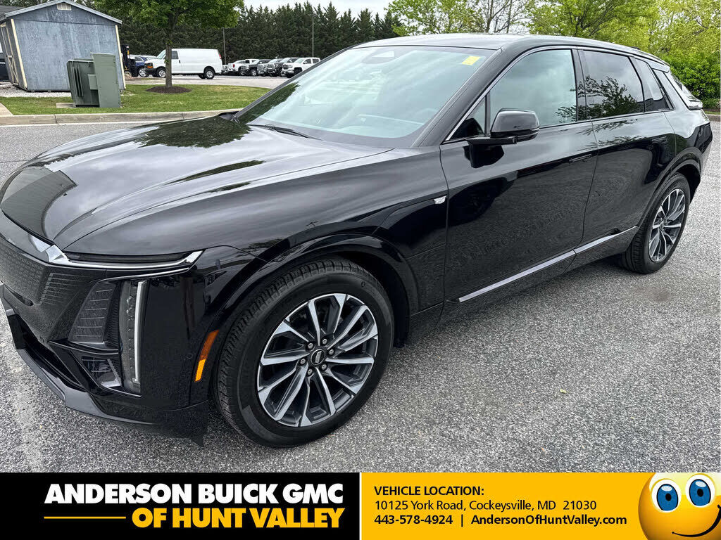 2024 CADILLAC Lyriq