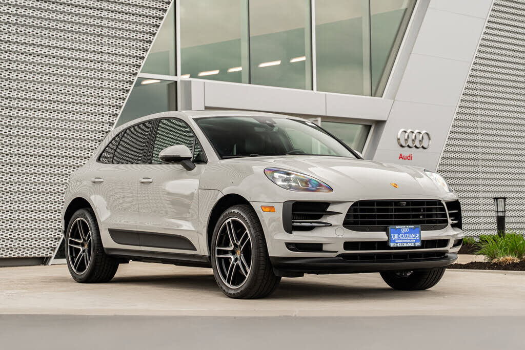 2021 PORSCHE Macan