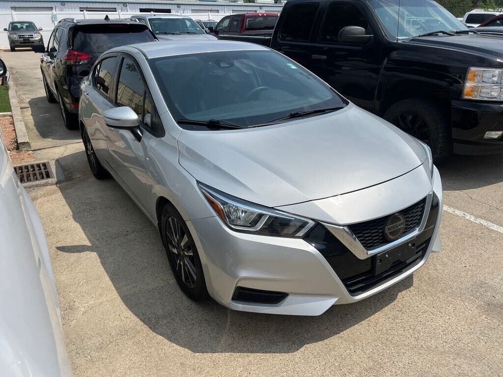 2020 NISSAN Versa