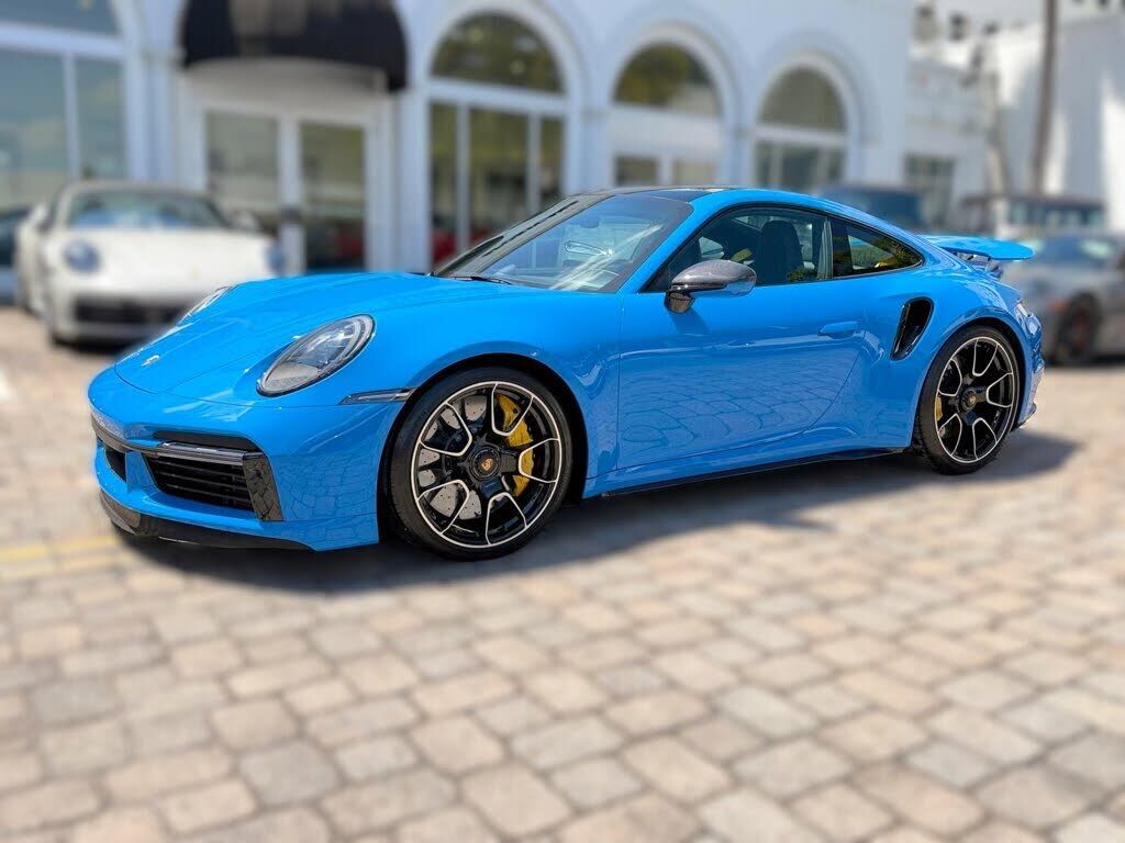 2022 PORSCHE 911