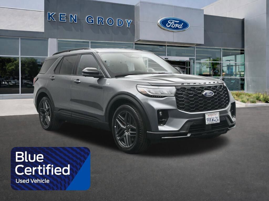 2025 FORD Explorer
