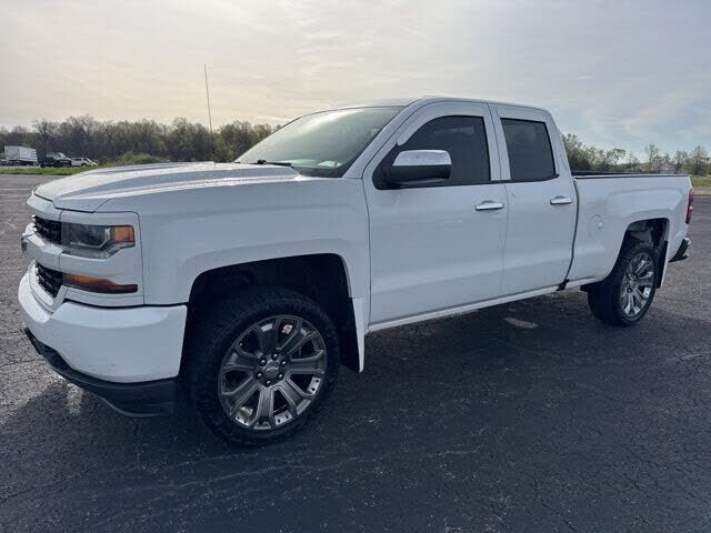 2017 CHEVROLET Silverado
