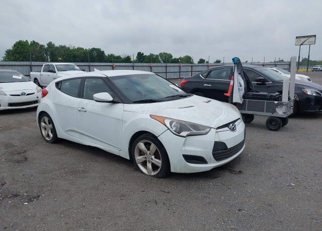 2012 HYUNDAI Veloster