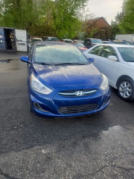 2016 HYUNDAI Accent