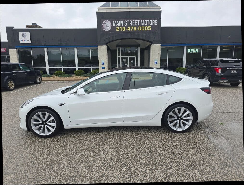 2018 TESLA Model 3