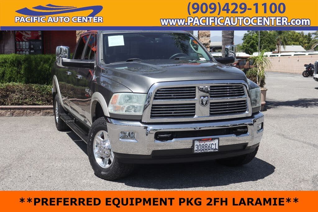 2011 DODGE Ram