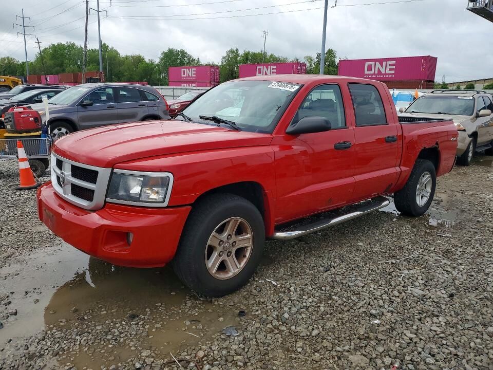 2010 DODGE Dakota