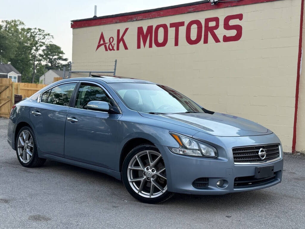 2011 NISSAN Maxima