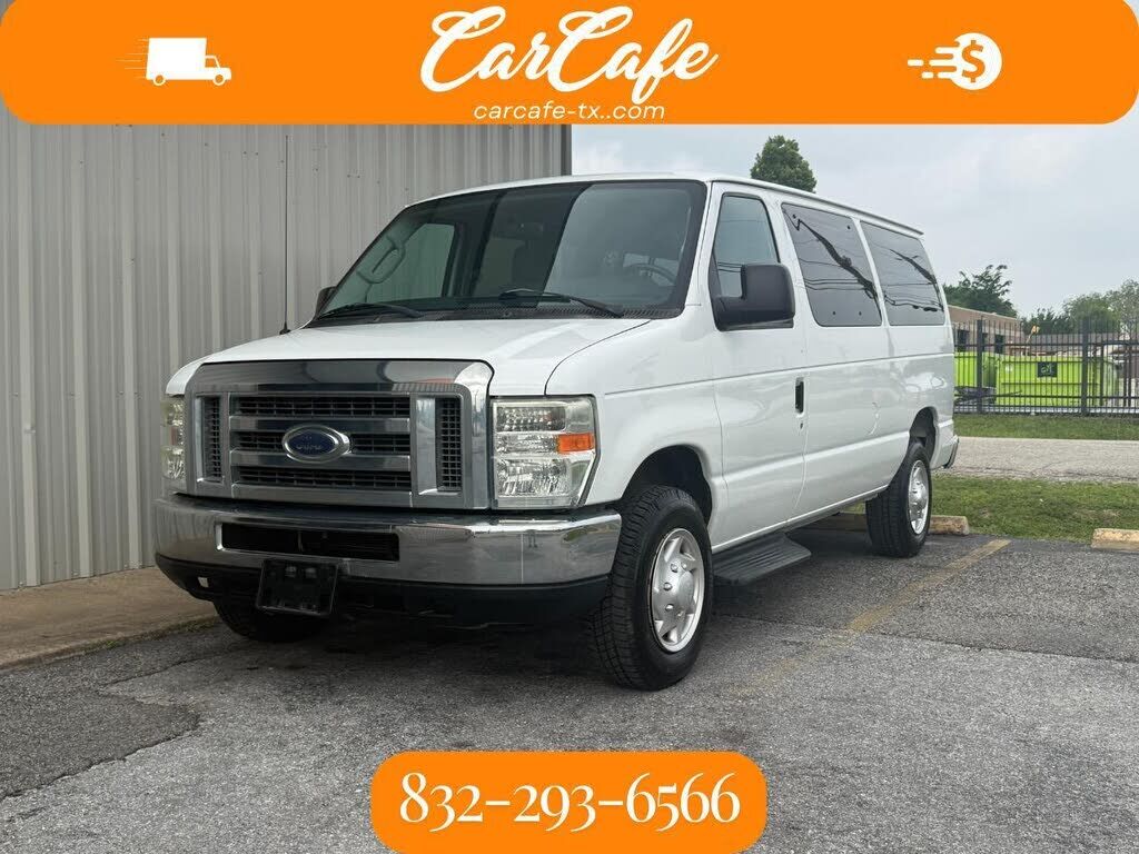 2012 FORD E-350