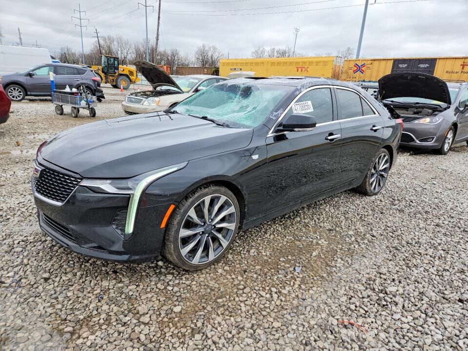 2022 CADILLAC CT4