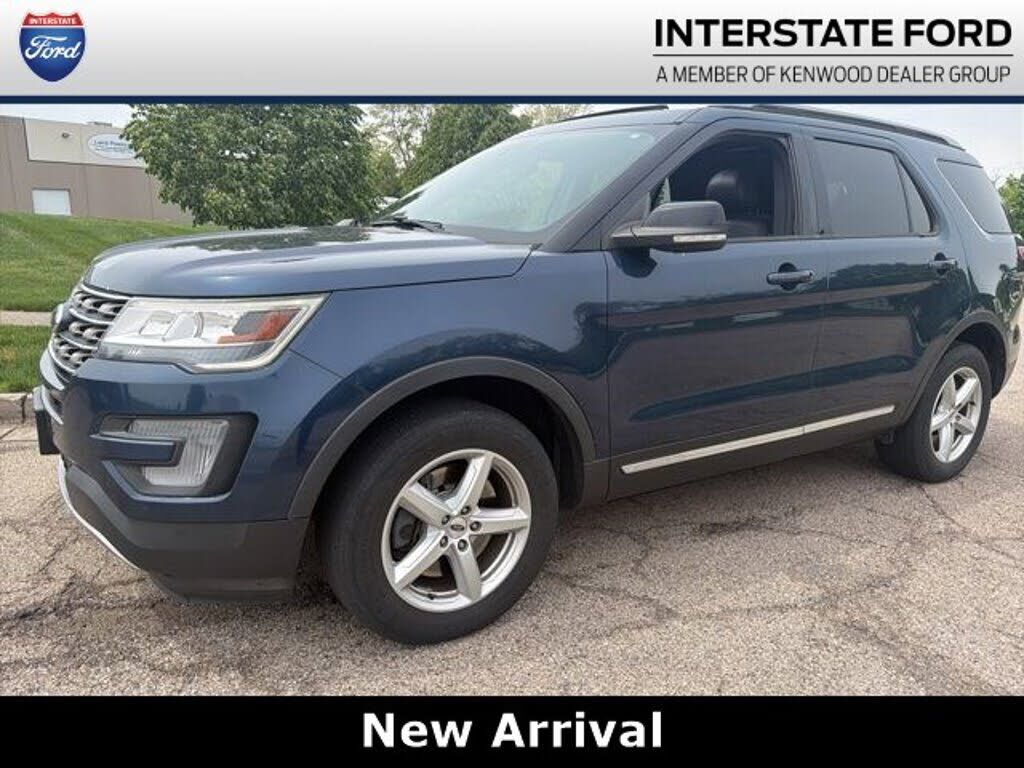 2017 FORD Explorer