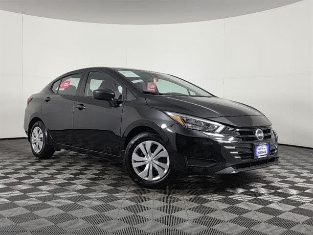 2025 NISSAN Versa