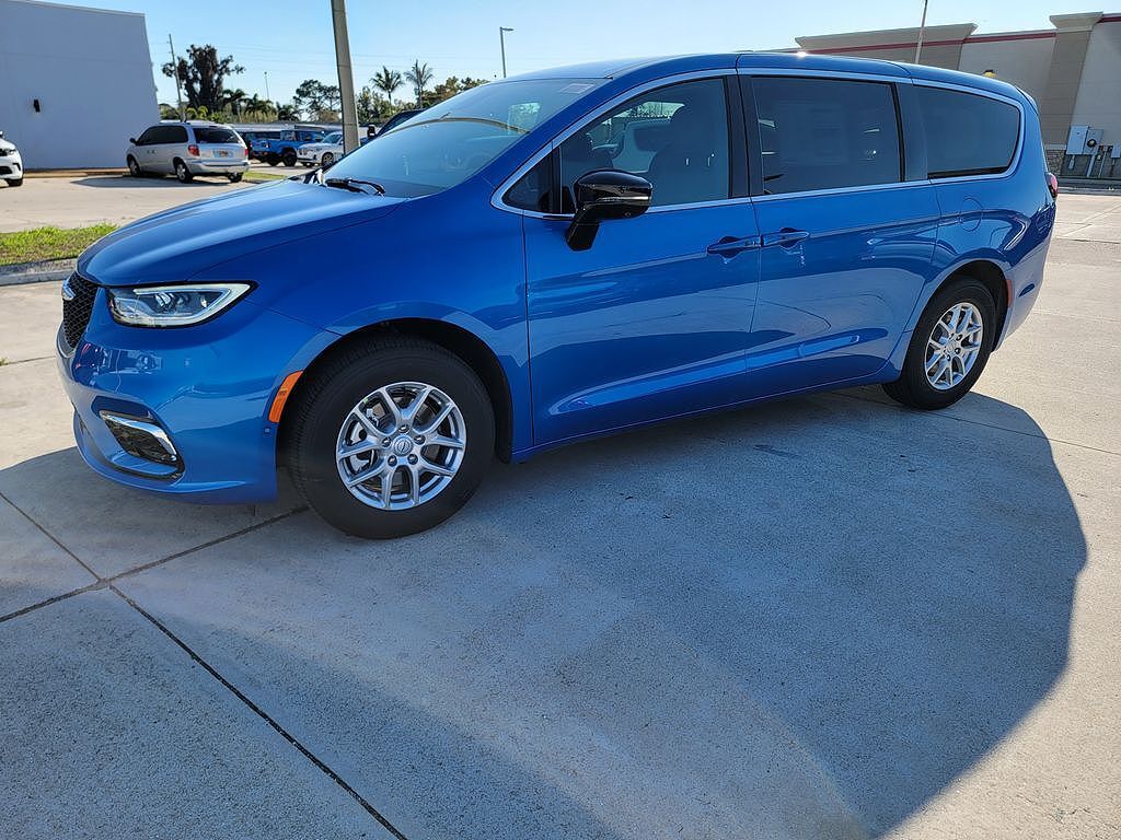 2026 CHRYSLER Pacifica