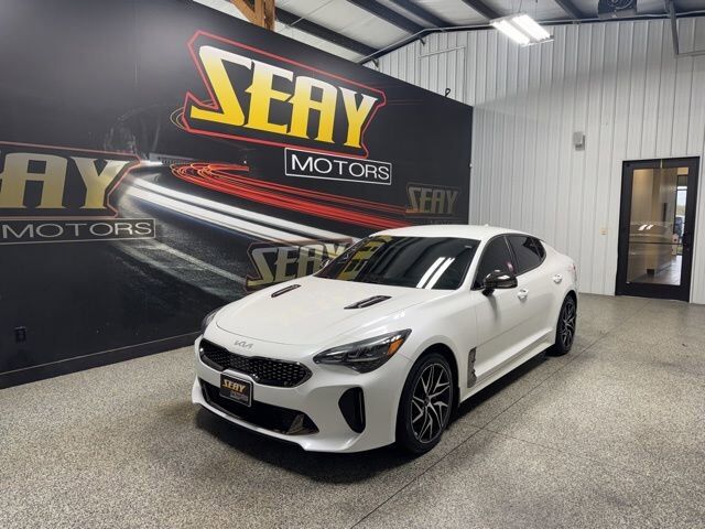 2022 KIA Stinger