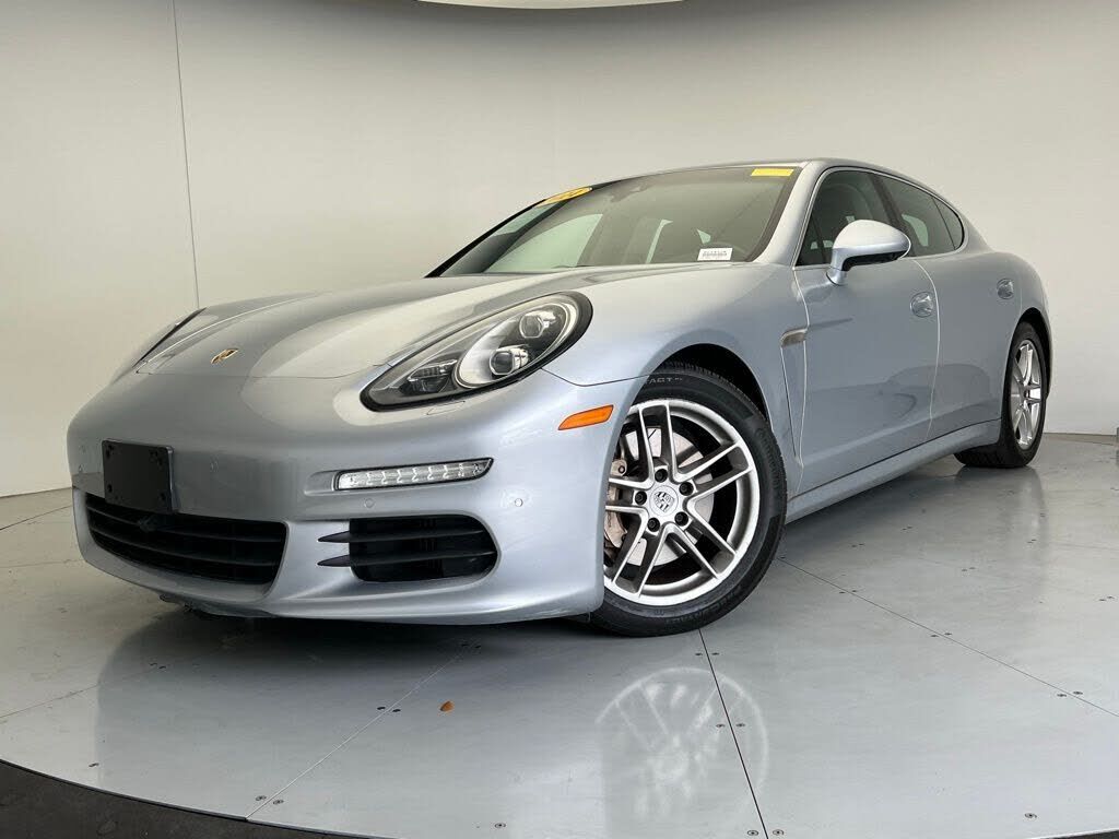 2014 PORSCHE Panamera