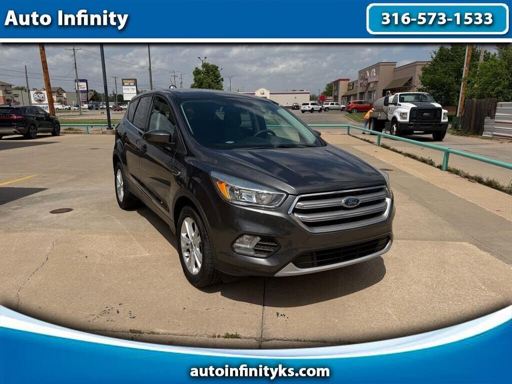 2017 FORD Escape