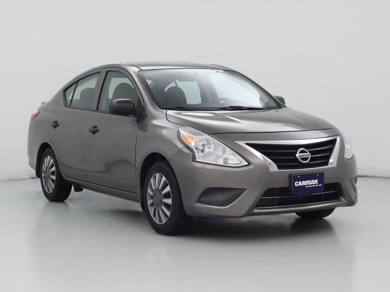 2015 NISSAN Versa