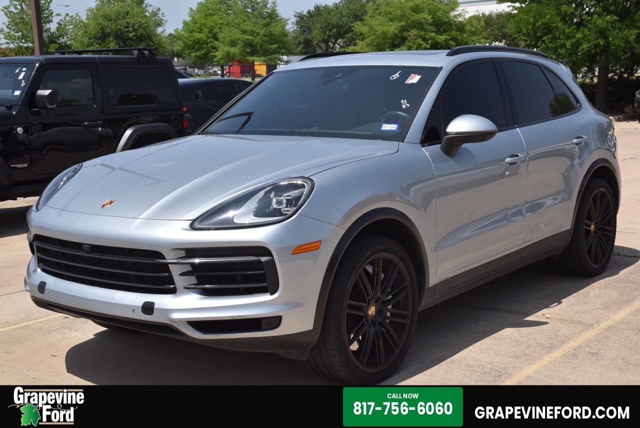 2022 PORSCHE Cayenne
