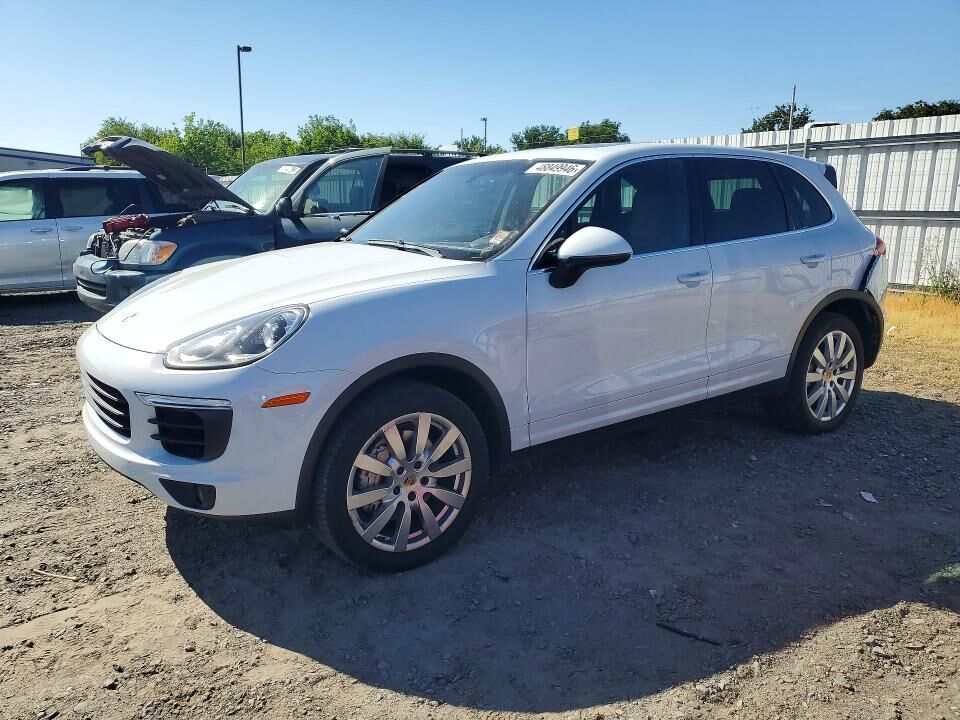 2017 PORSCHE Cayenne