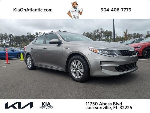 2017 KIA Optima