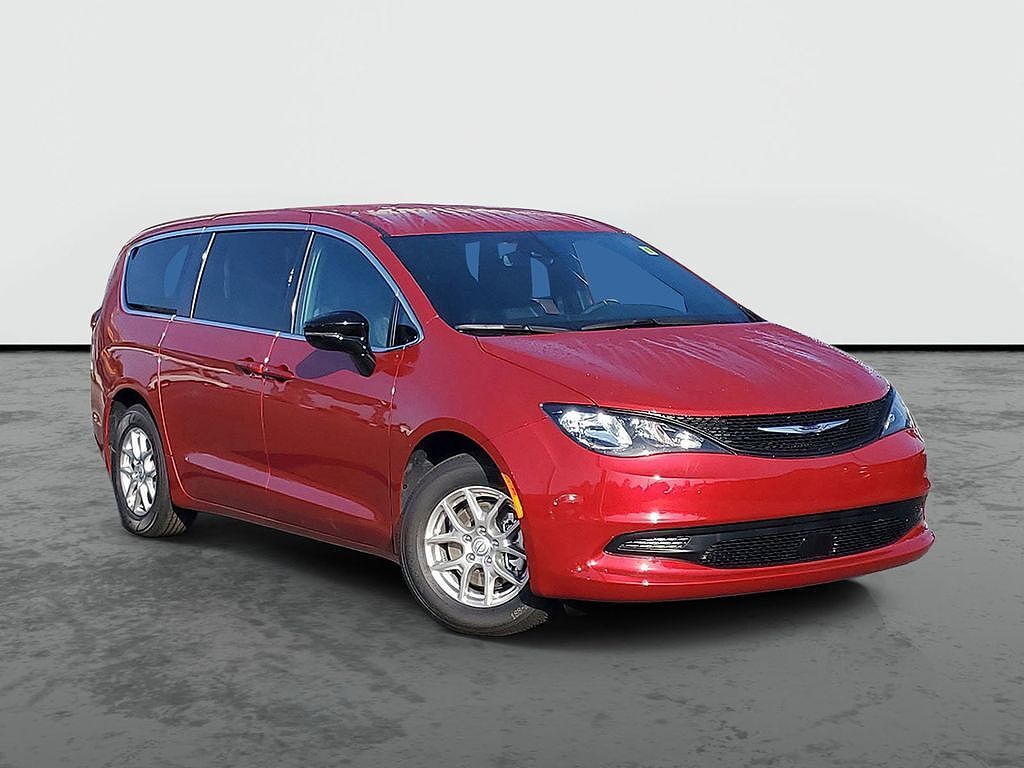 2025 CHRYSLER Voyager