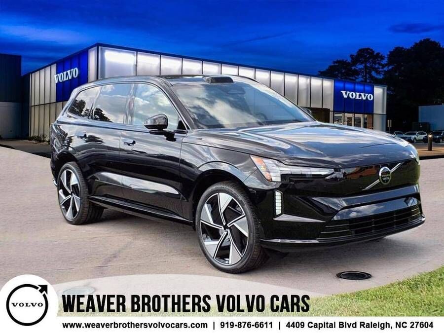 2025 VOLVO EX90