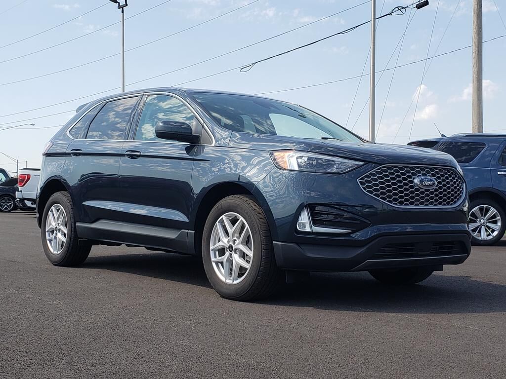 2023 FORD Edge