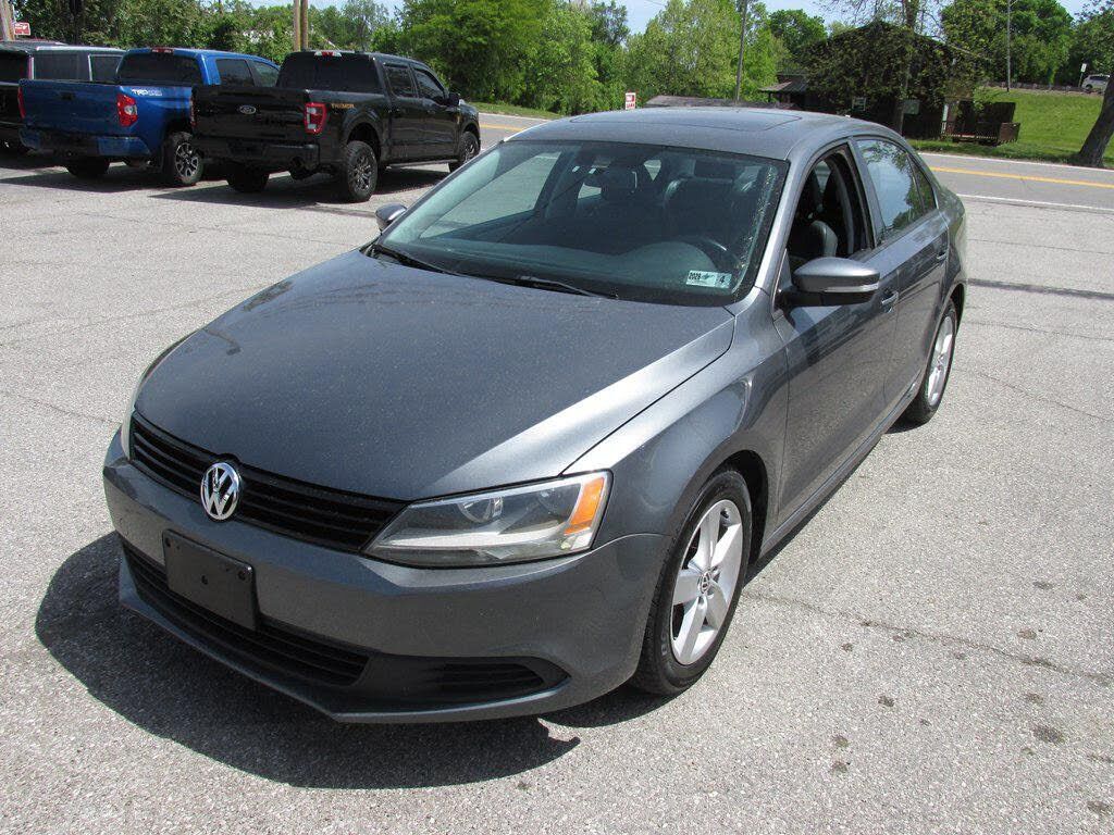 2011 VOLKSWAGEN Jetta