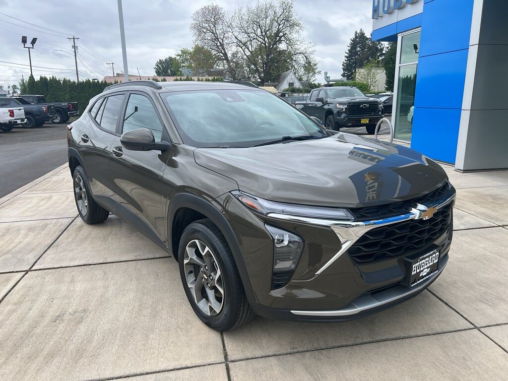 2024 CHEVROLET Trax