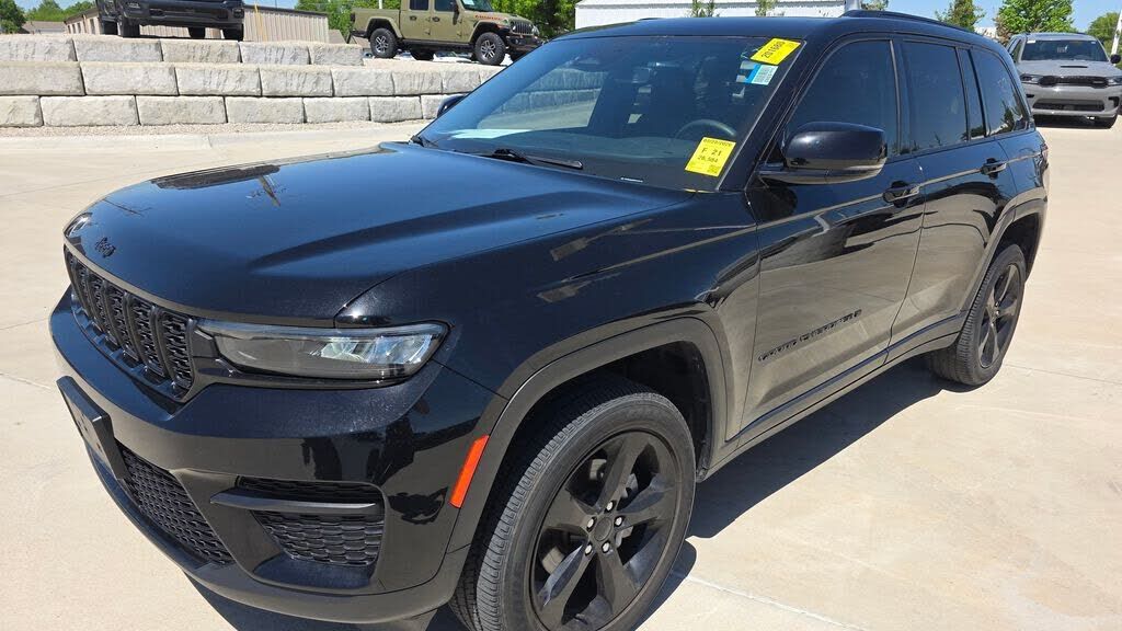 2023 JEEP Grand Cherokee