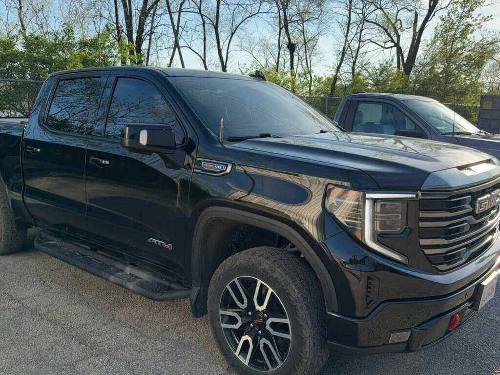 2023 GMC Sierra