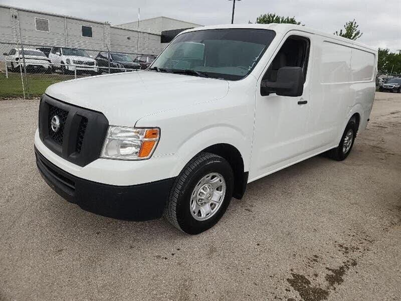 2016 NISSAN NV