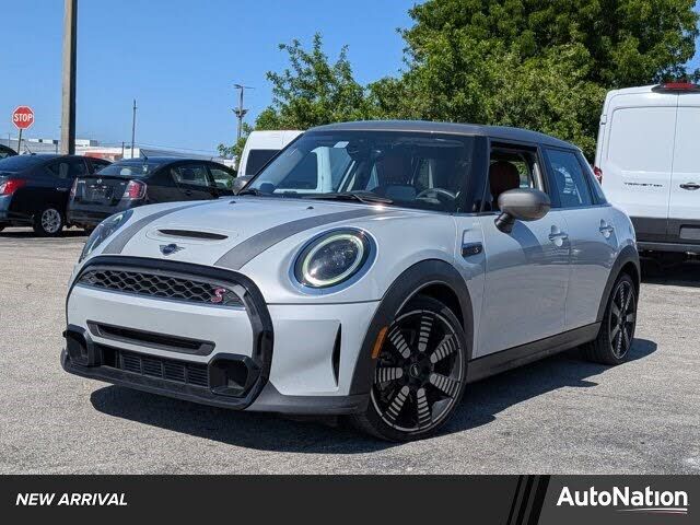 2023 MINI Hardtop