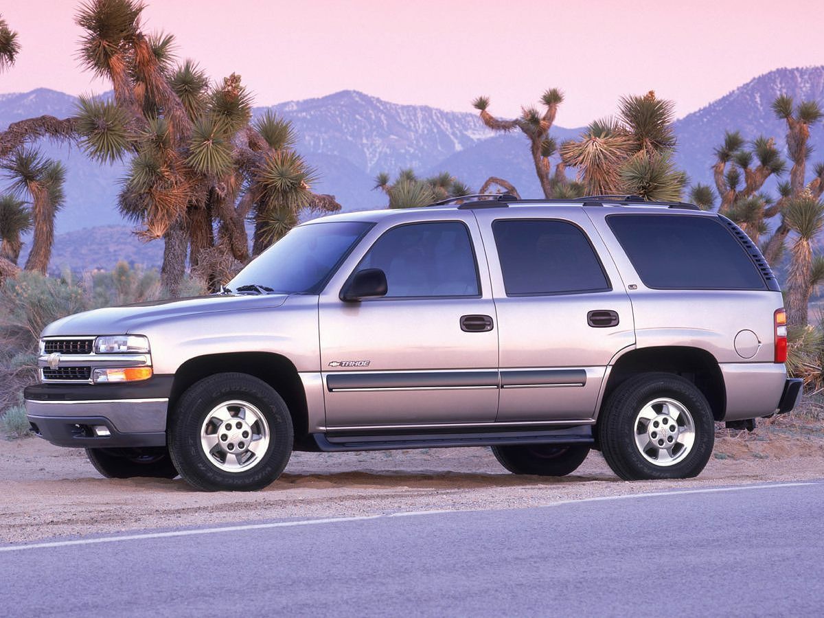 2004 CHEVROLET Tahoe