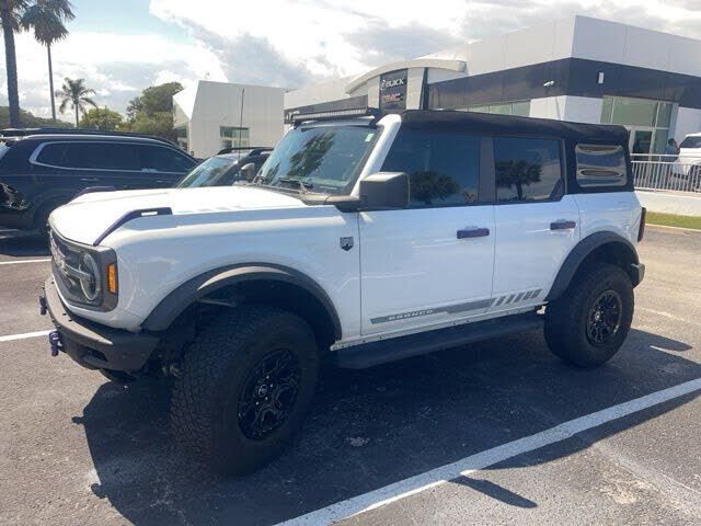 2022 FORD Bronco