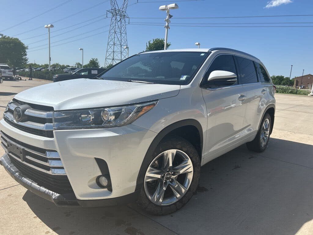 2018 TOYOTA Highlander