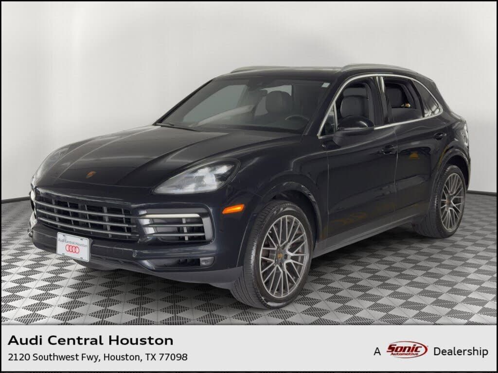 2019 PORSCHE Cayenne