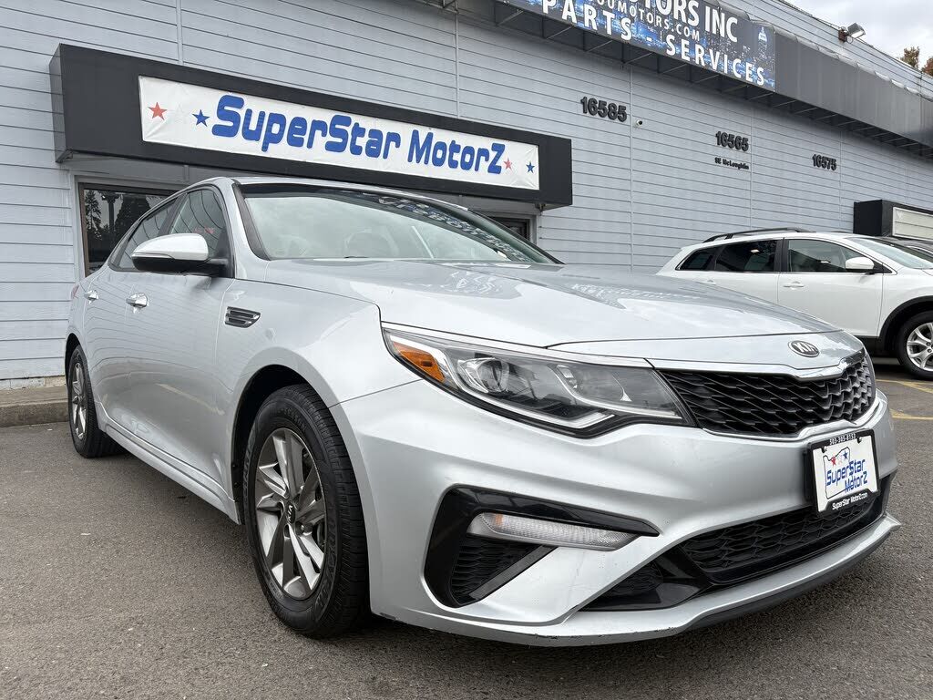 2019 KIA Optima