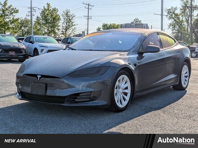 2017 TESLA Model S