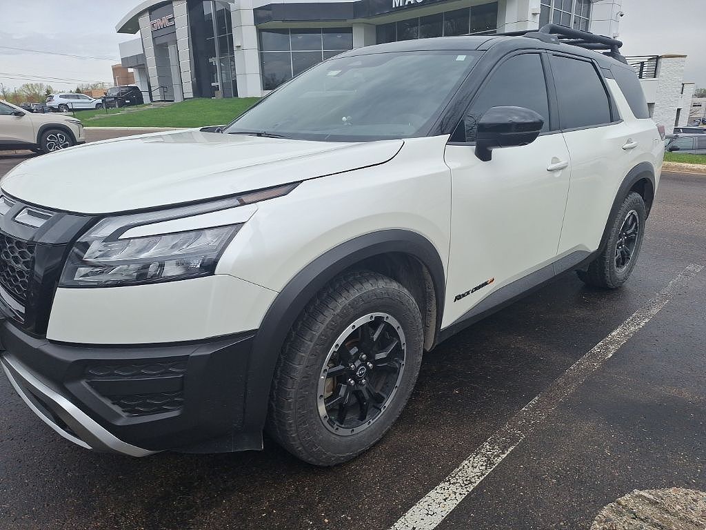 2023 NISSAN Pathfinder