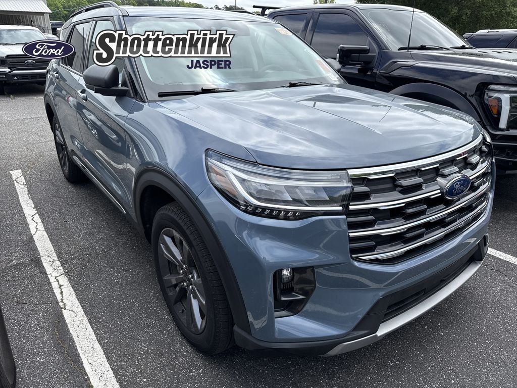 2025 FORD Explorer