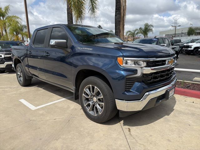 2023 CHEVROLET Silverado