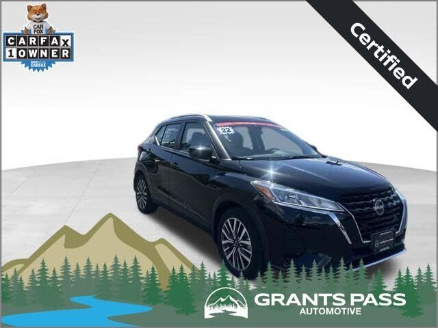2022 NISSAN Kicks