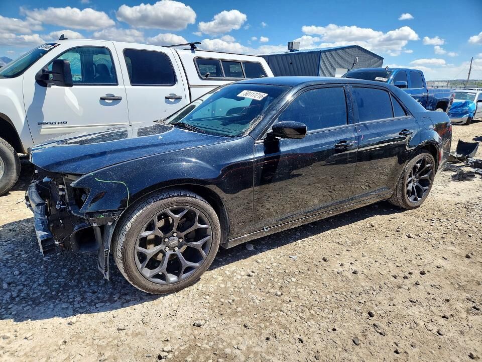 2019 CHRYSLER 300